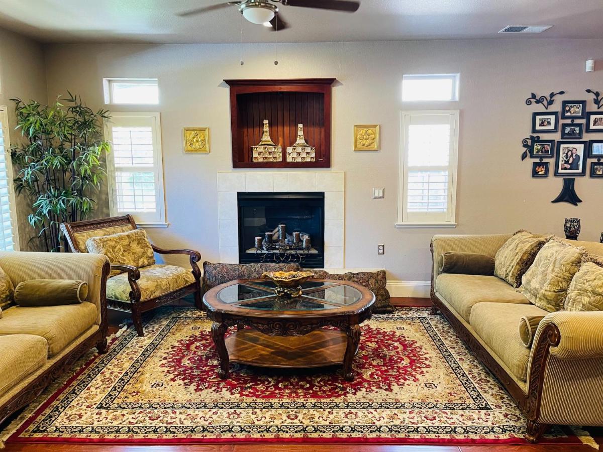 Beautiful Room In Fair Oaks Exterior photo